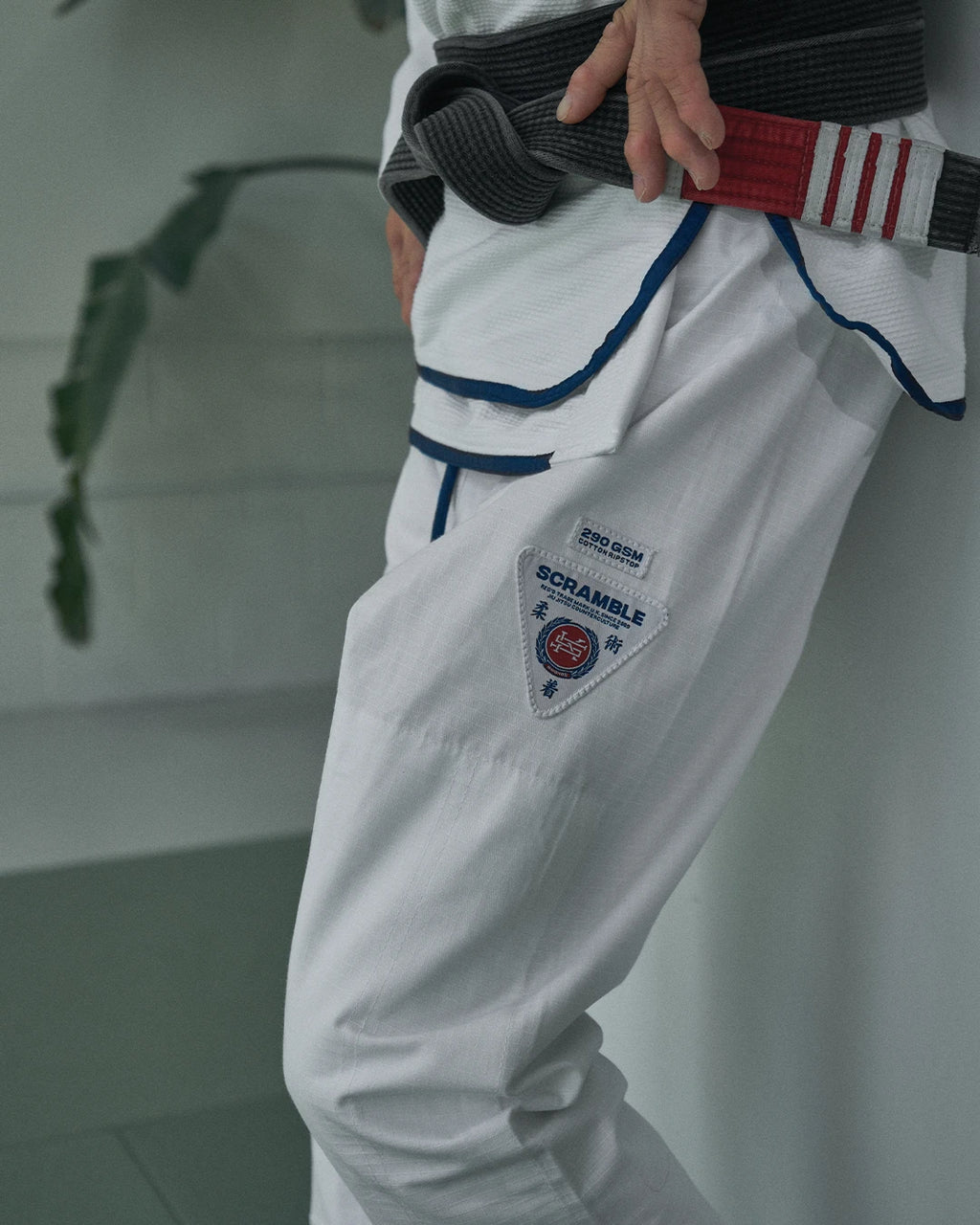 SCRAMBLE ATHLETE [White]