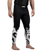 SCRAMBLE Baka Spats – Black