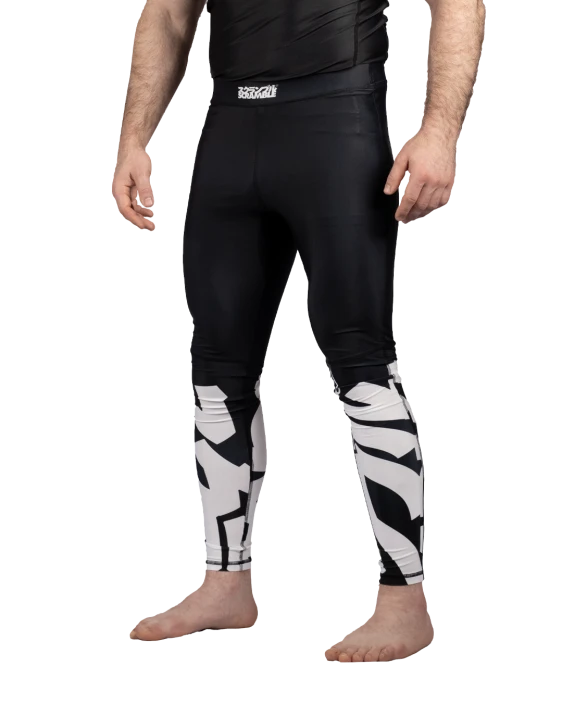 SCRAMBLE Baka Spats – Black