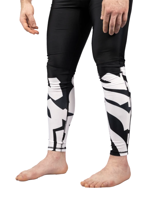 SCRAMBLE Baka Spats – Black