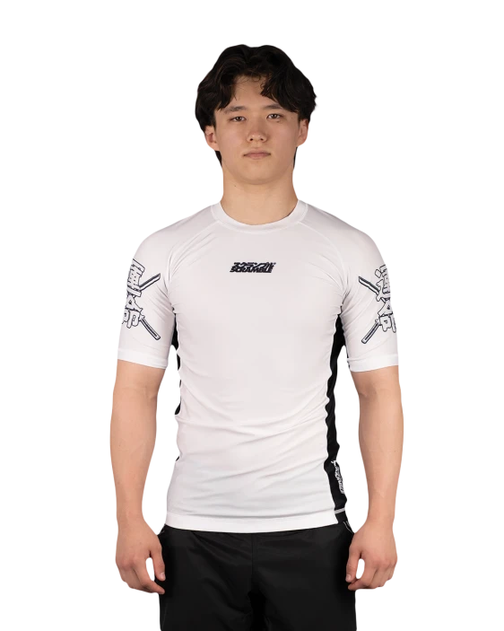 SCRAMBLE Fate Tanto Rashguard – Short Sleeve [White]