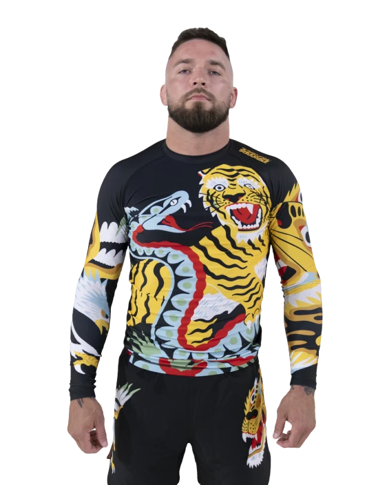 SCRAMBLE Sukajan Rashguard – Long Sleeve